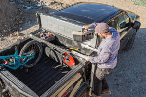 DECKED Toolbox med stege