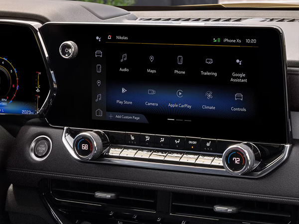 11.3" DIAGONAL TOUCH SCREEN på Chevrolet Colorado